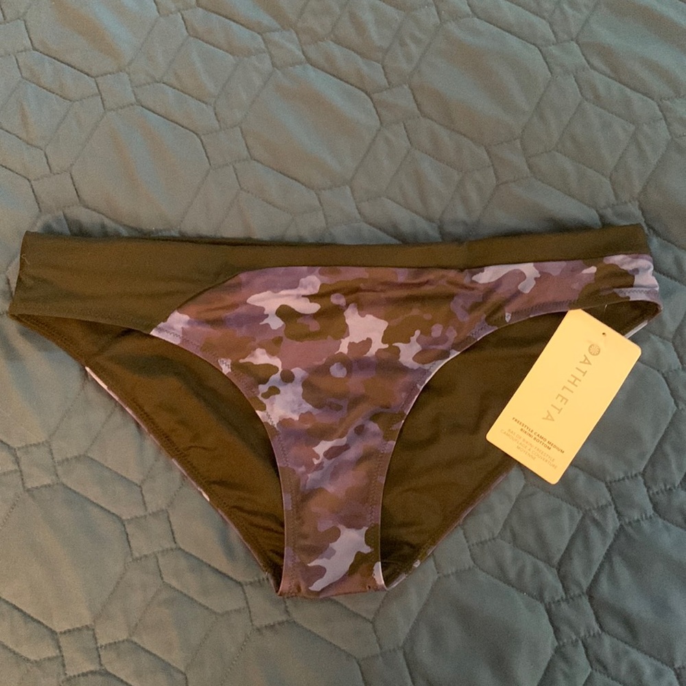 NWT Athleta Freestyle Camo Medium bikini bottoms size L large
